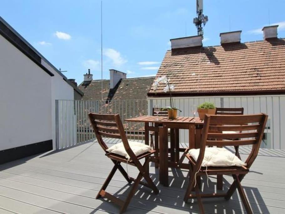 Luxury 2-Floor Rooftop Apartment With Terrace In The City Center Vienna Exterior photo